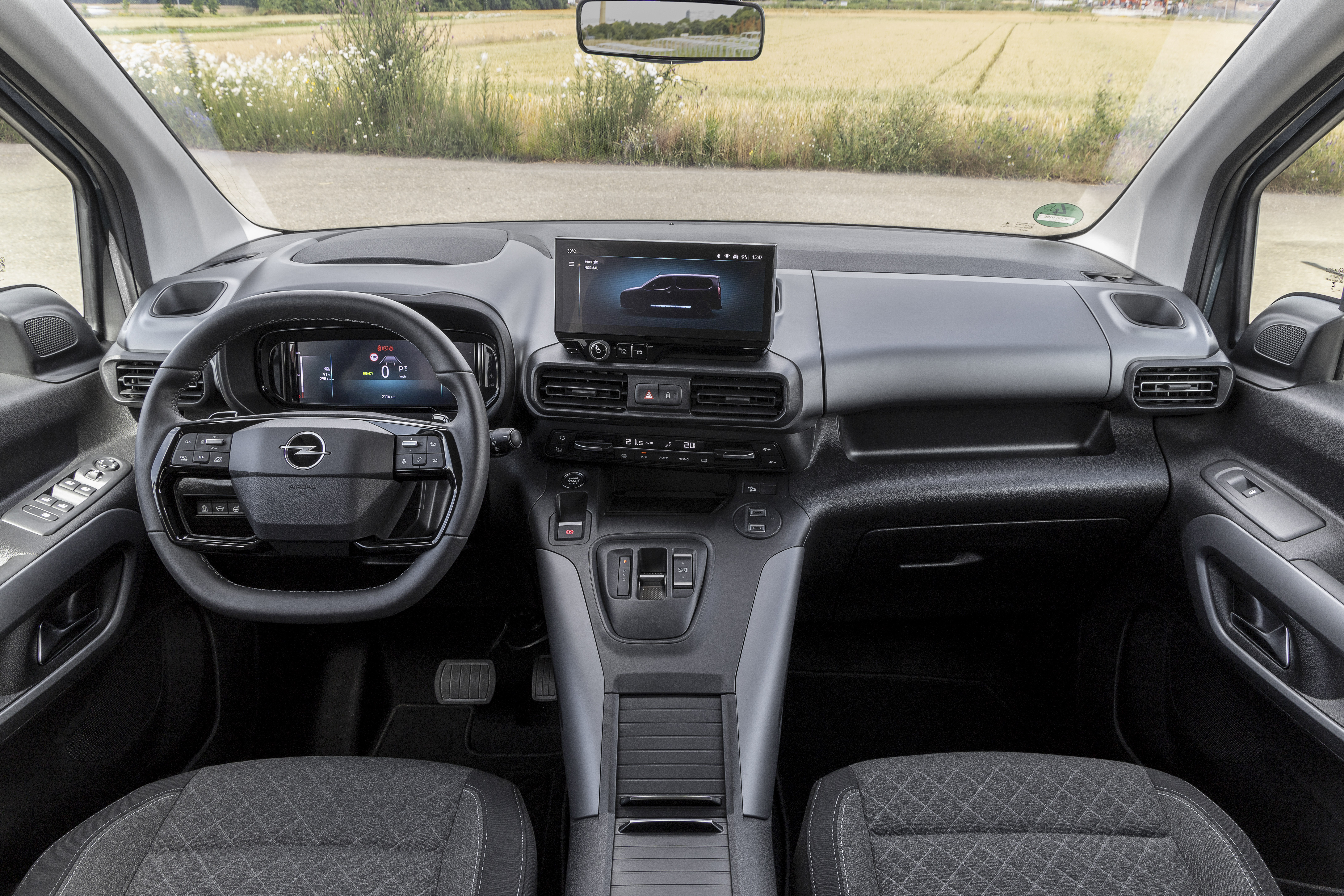 Interieur des Opel Combo Electric