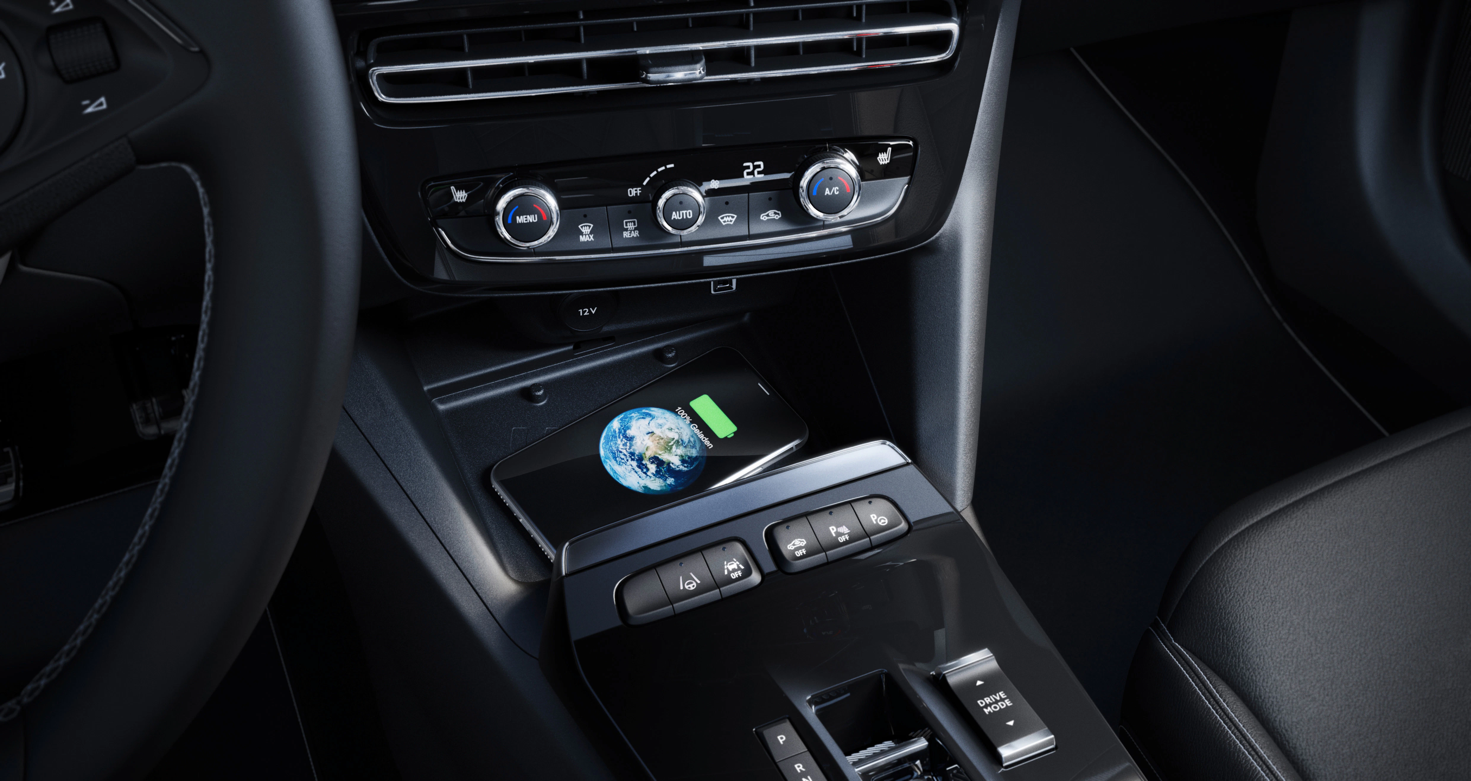 Opel Mokka Electric Detail Ladeschale