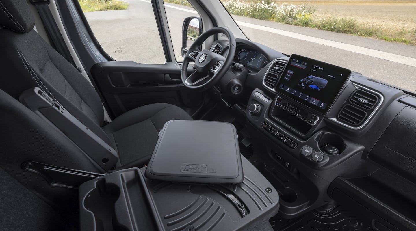 Opel Movano Electric Interieur