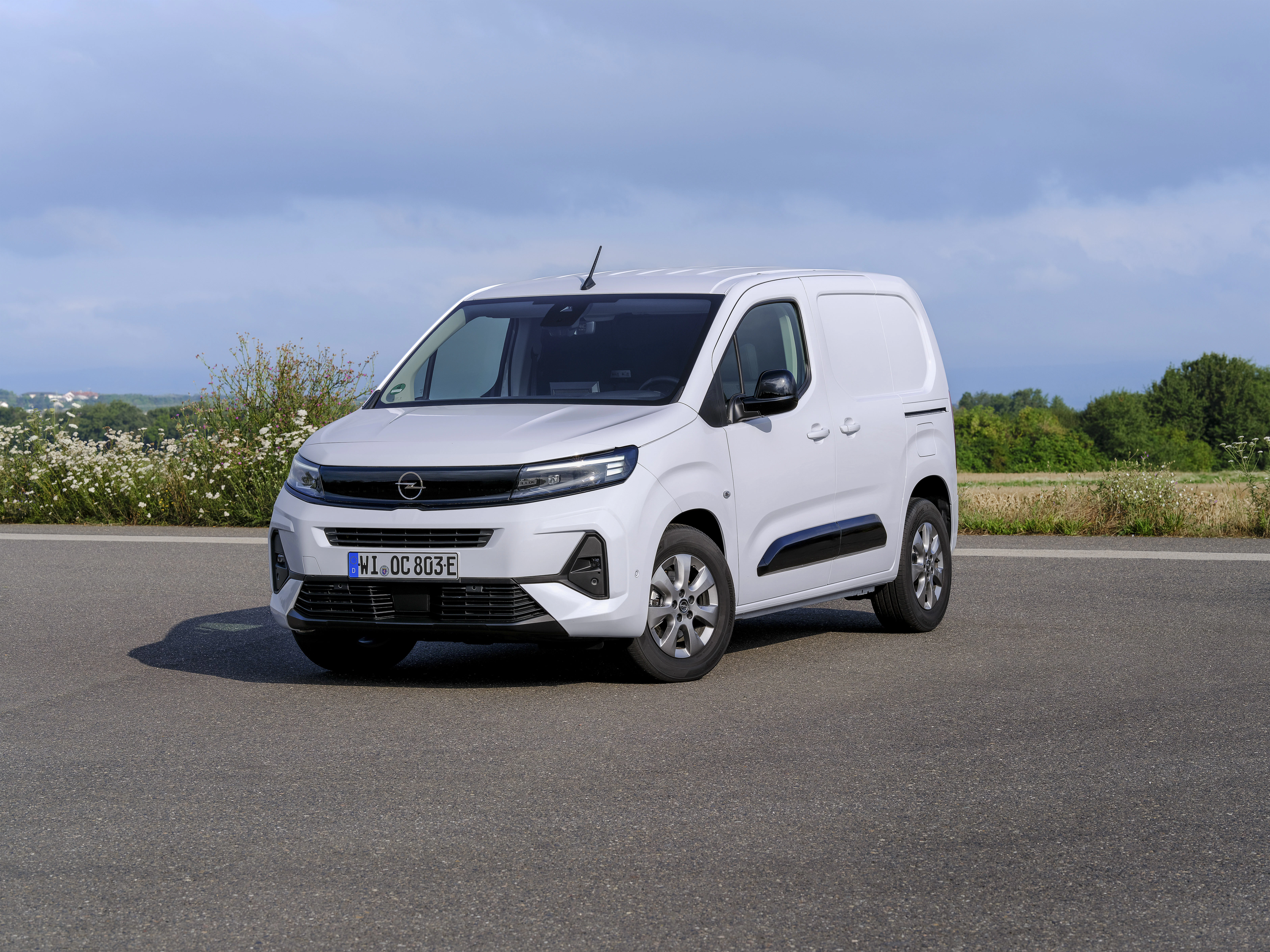  Opel Combo Electric Cargo statisch Front