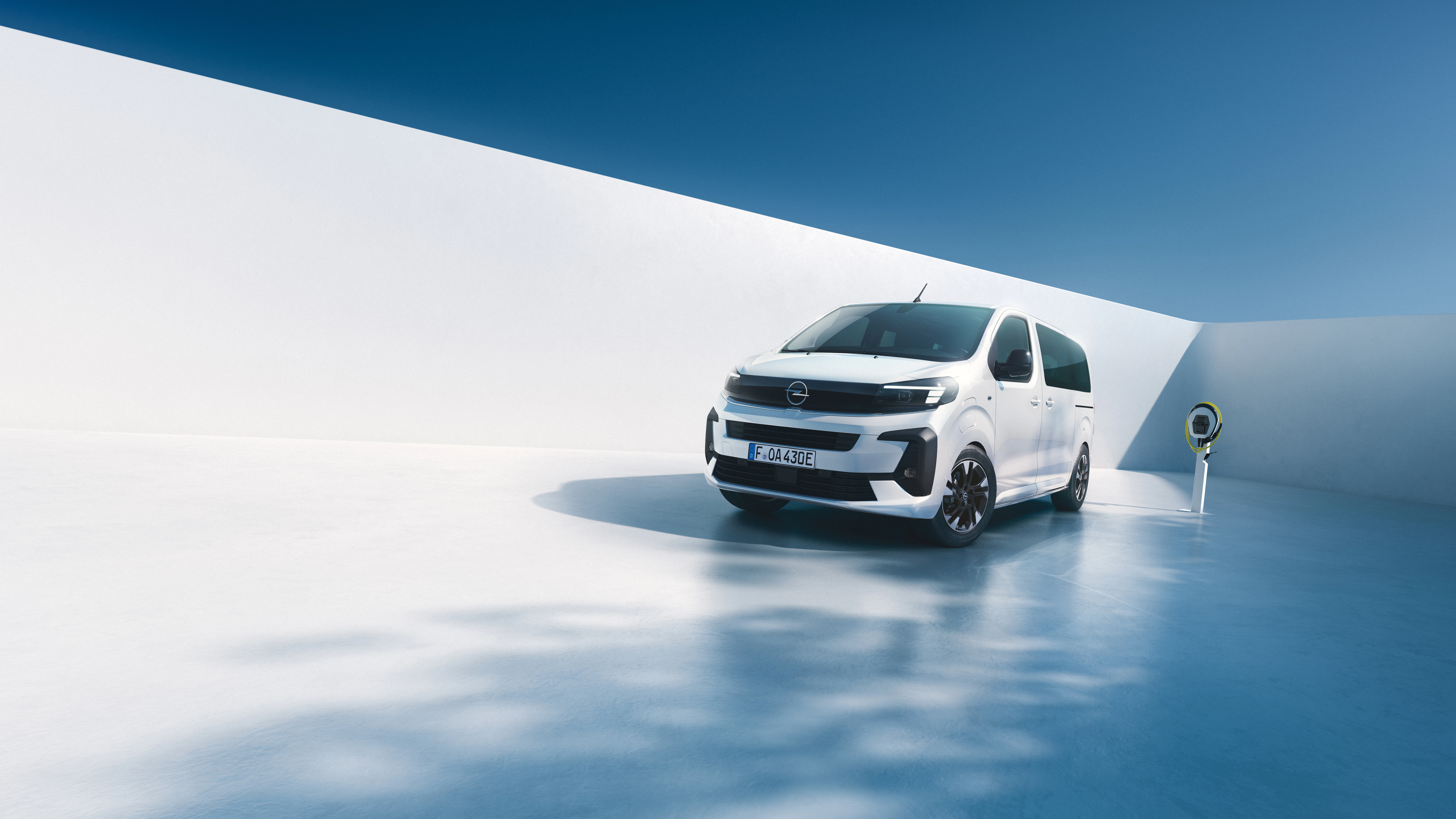 Opel Zafira Life Electric statisch Front