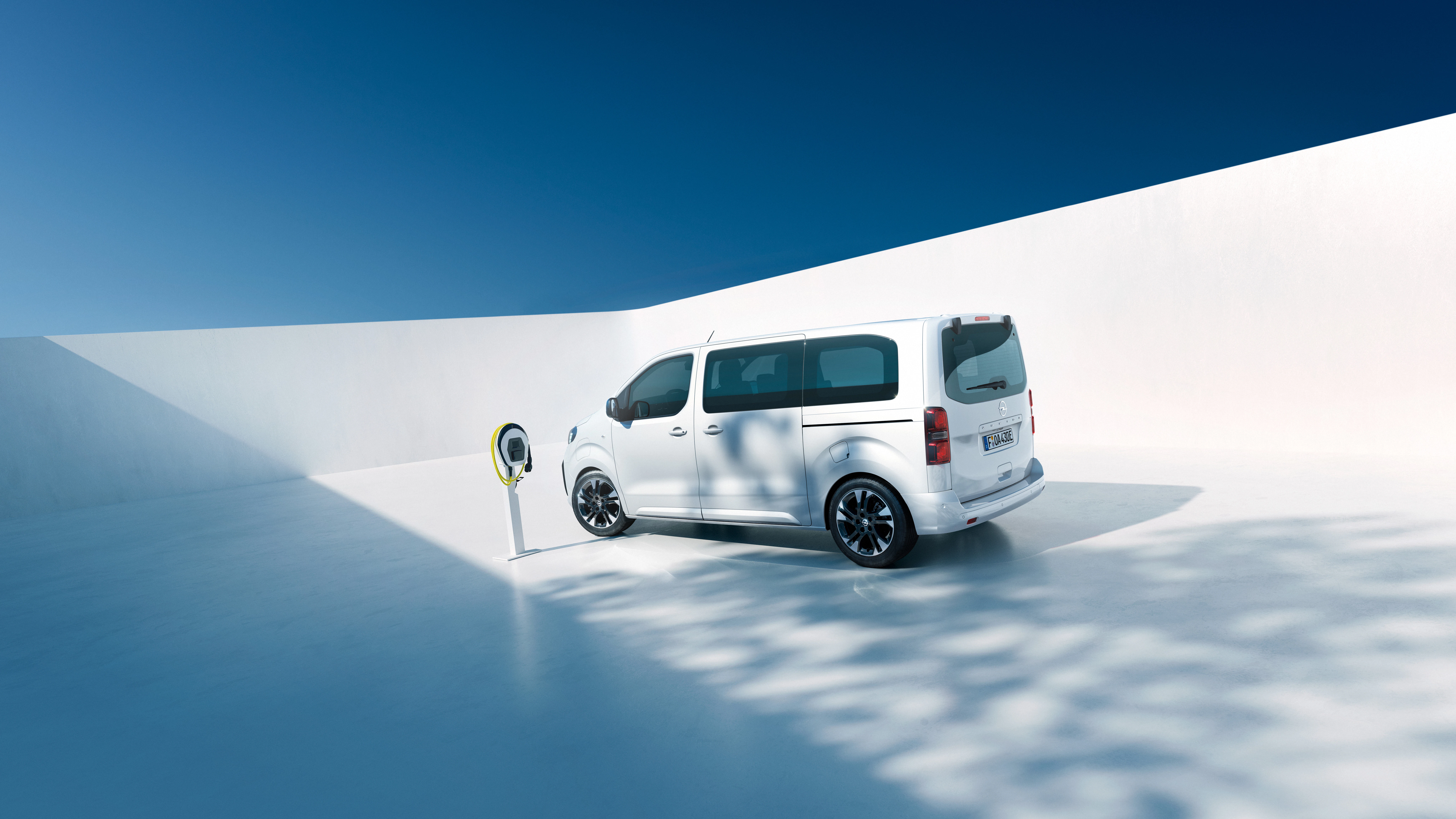 Opel Zafira Life Electric statisch Heck