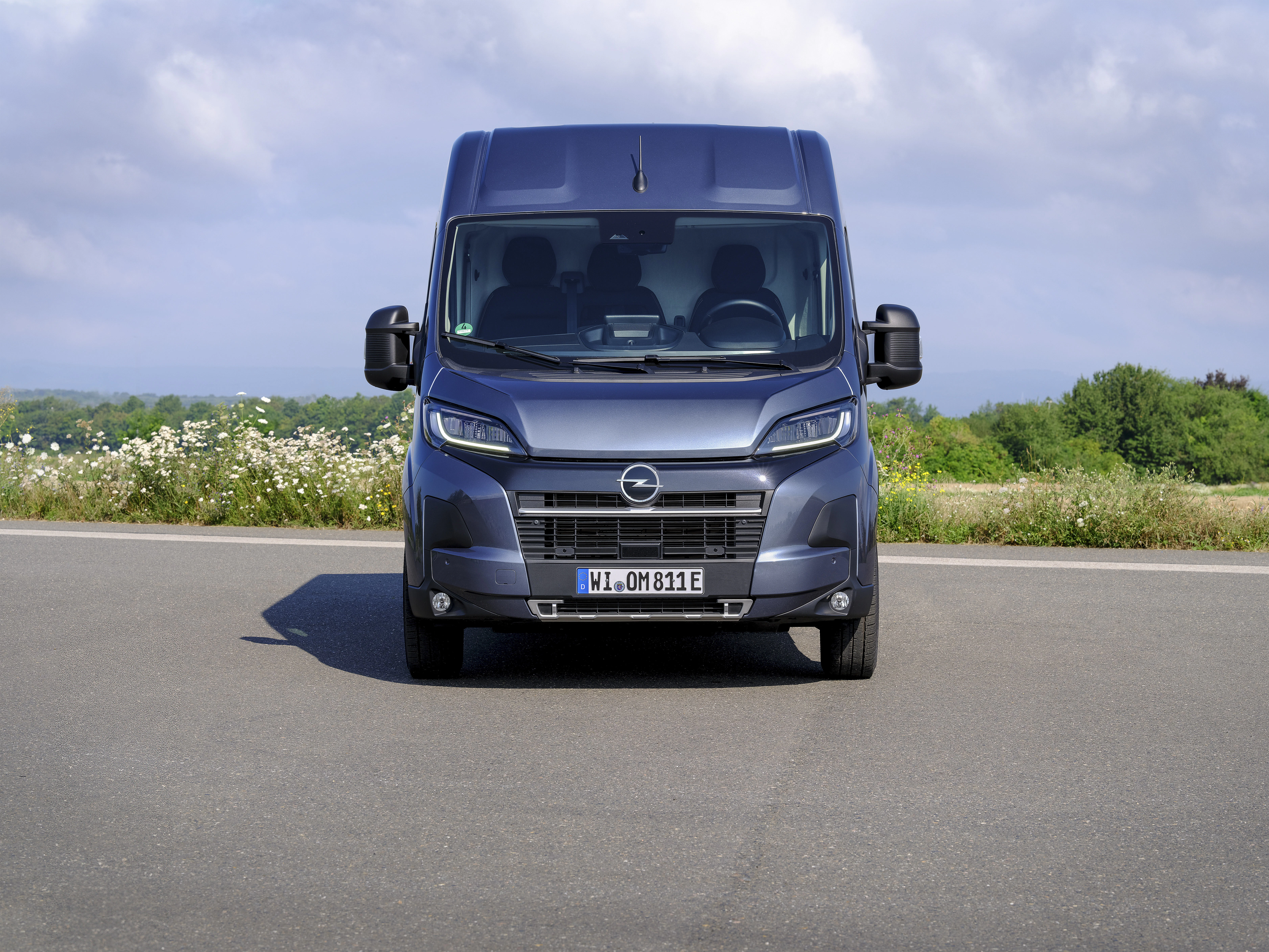Opel Movano Electric statisch Front