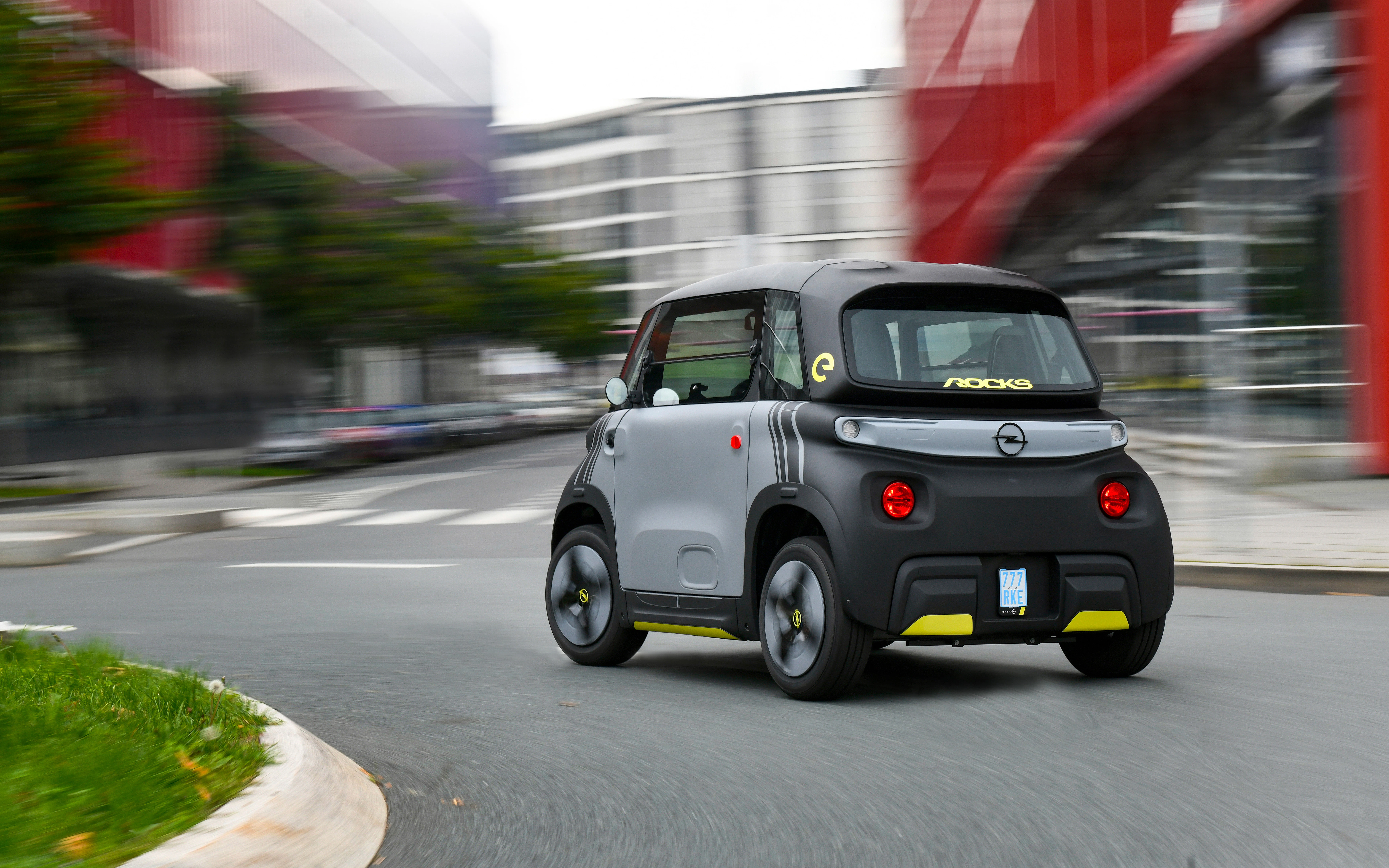 Opel Rocks Electric dynamisch Heck