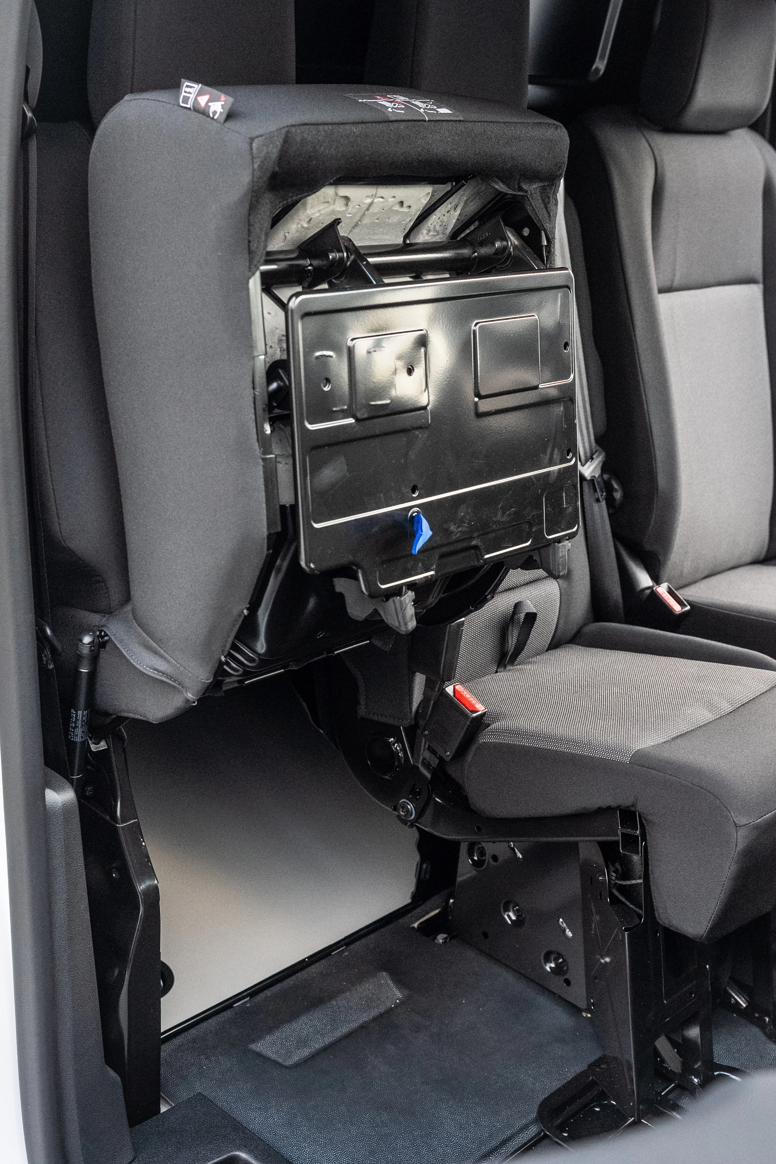Opel Vivaro Electric Detail Klappsitz