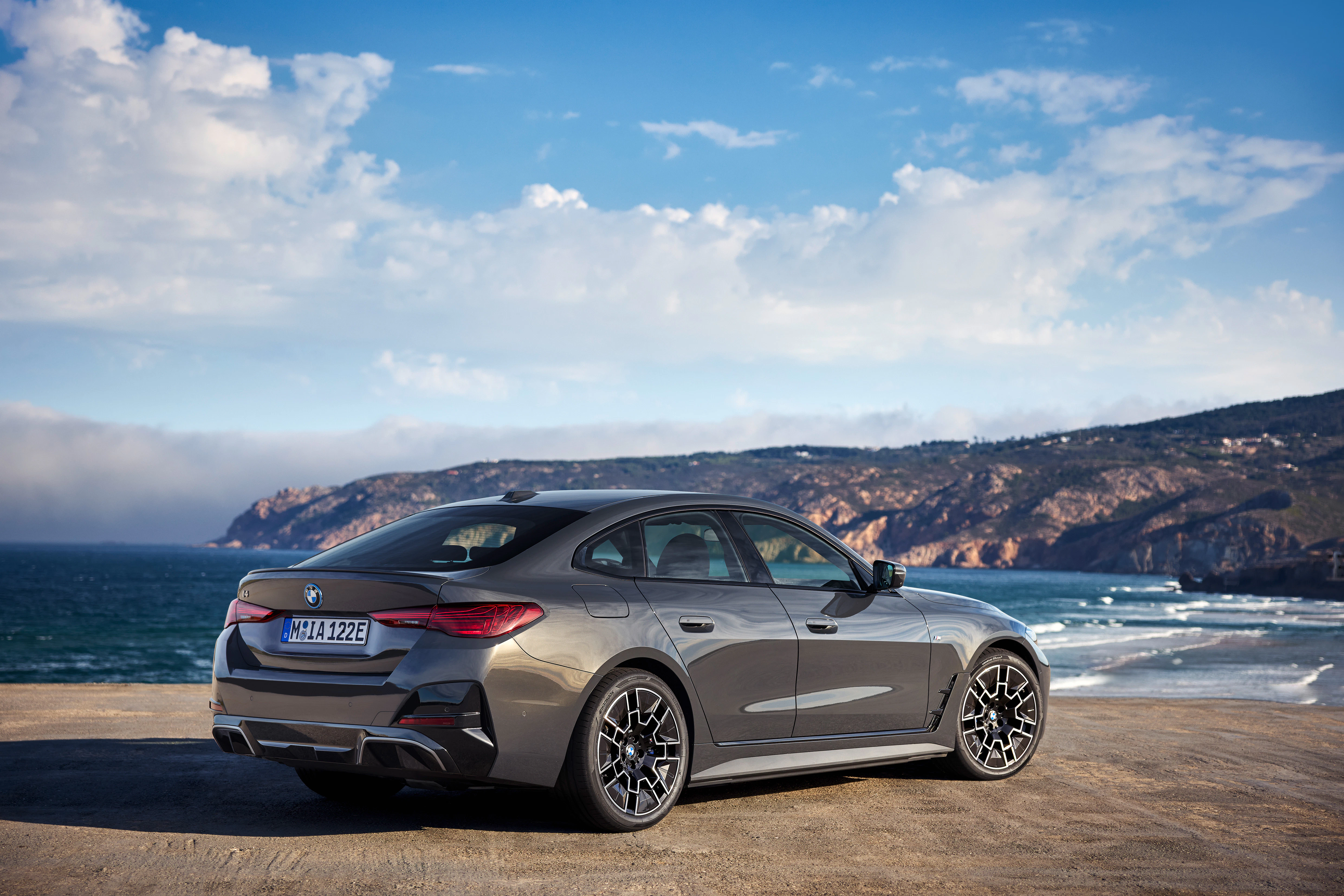 BMW I4 statisch Heck