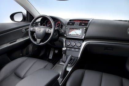 Mazda 6 Limousine GH Studio Innenansicht Beifahrerposition statisch schwarz