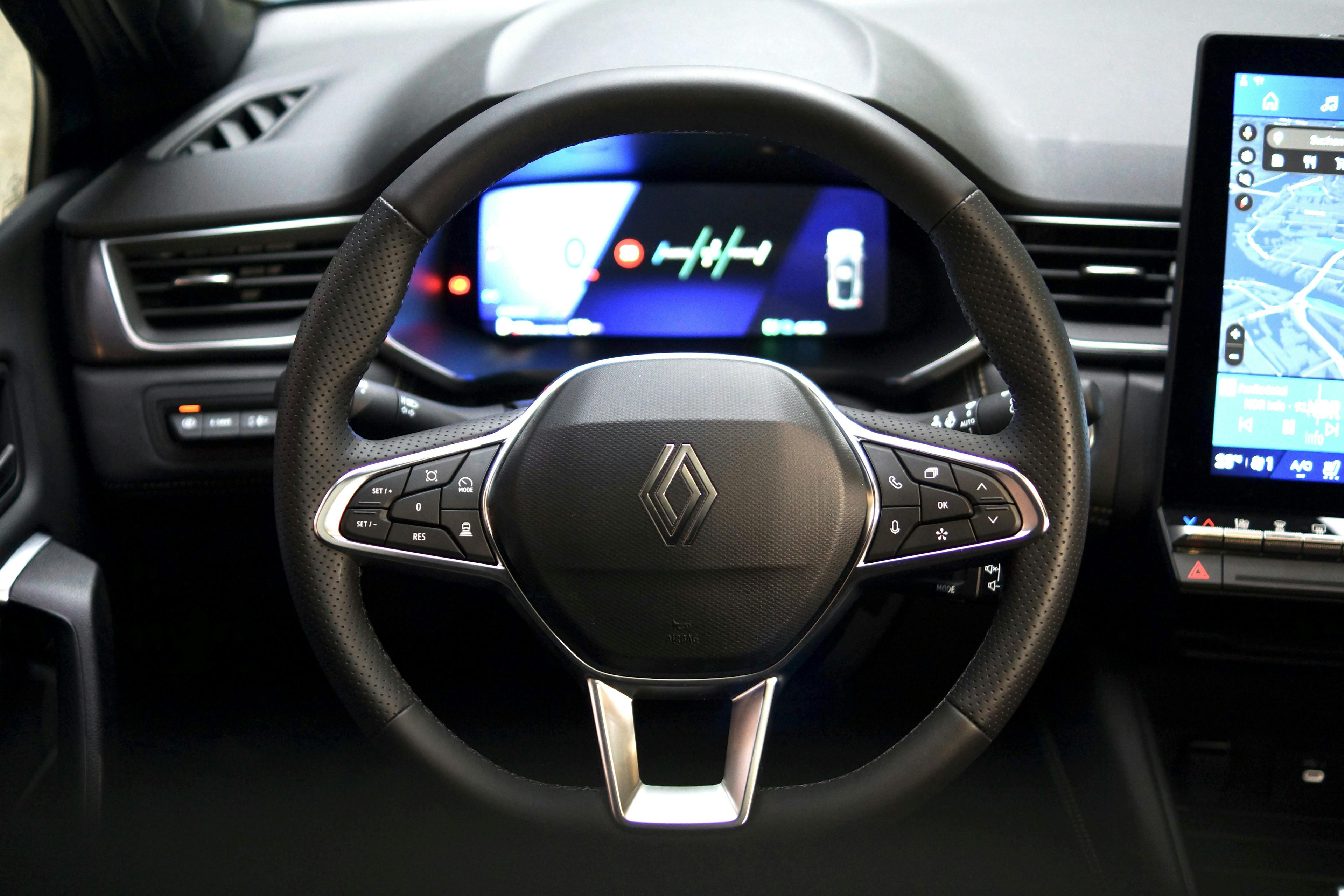 Das Cockpit eines Renault Symbioz.