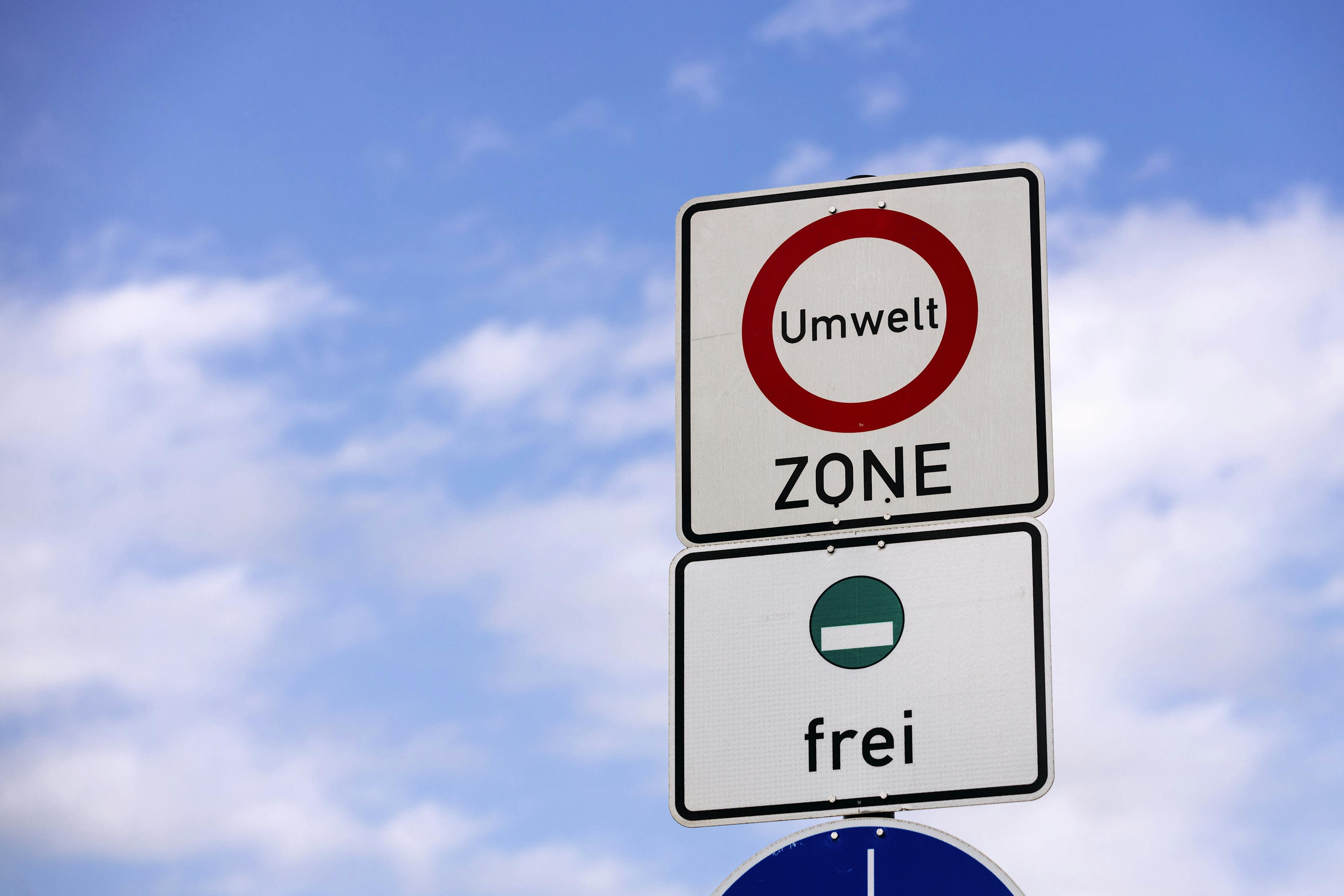 Ein Umweltzonen-Schild in Köln.