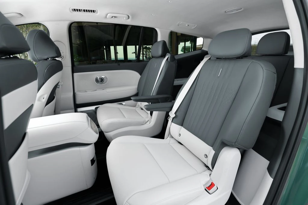 Hyundai IONIQ 9 Innenansicht 2. Sitzreihe