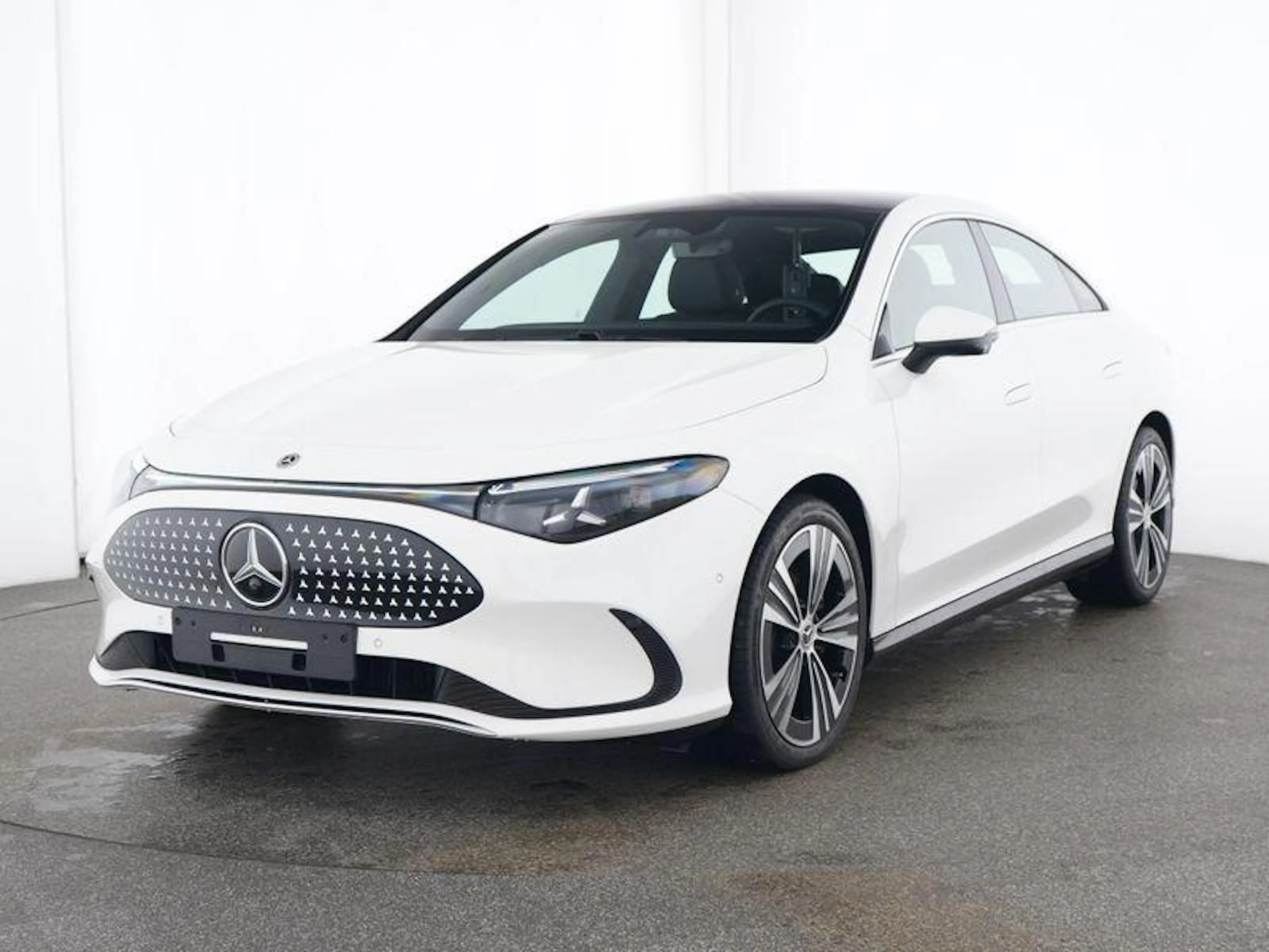 Mercedes CLA 250 in Weiß