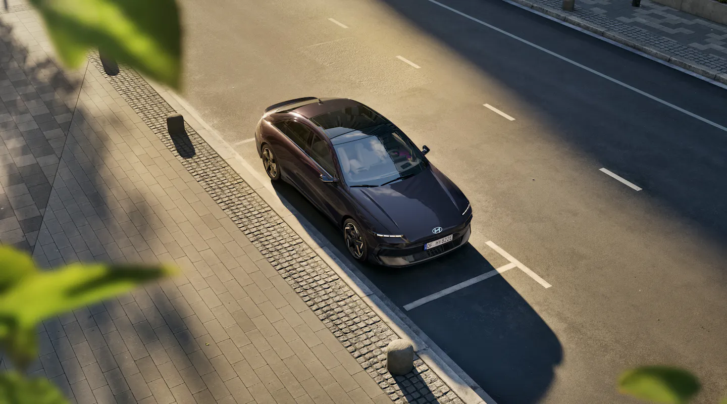 Hyundai Ioniq 6 Schrägansicht oben statisch