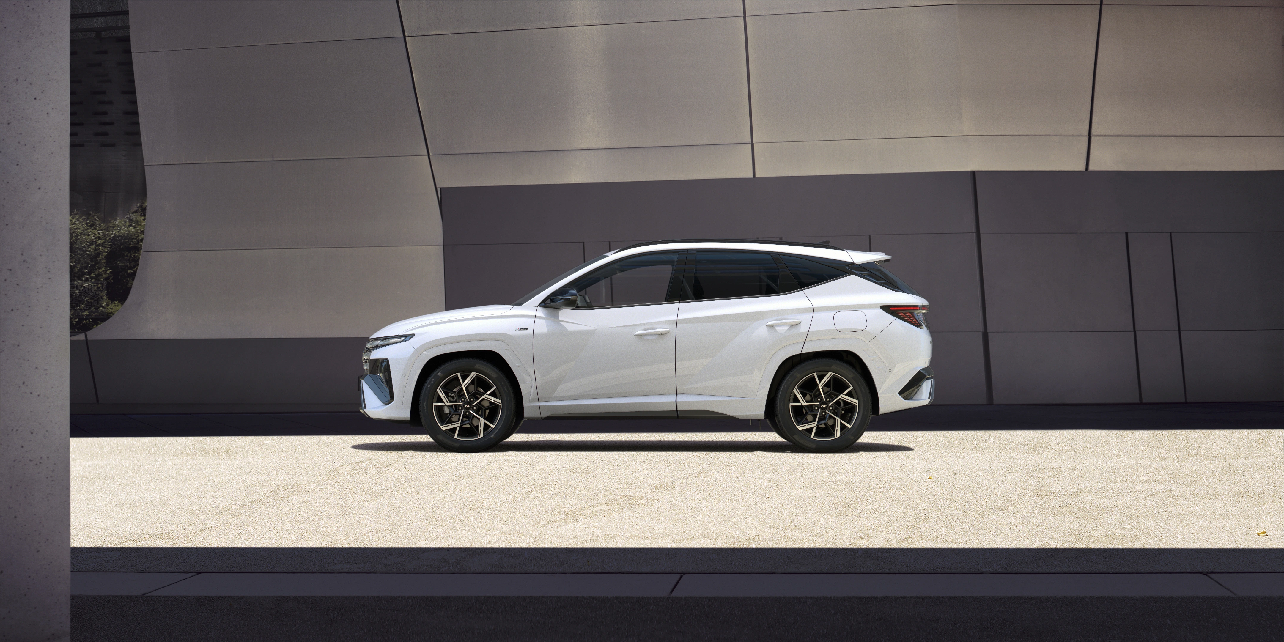 Hyundai Tucson HEV Seitenansicht statisch