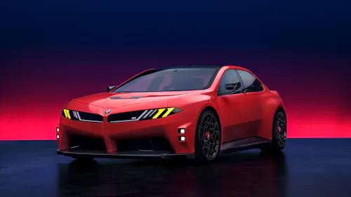 Schrägansicht auf die Front des BMW M3 Concept.