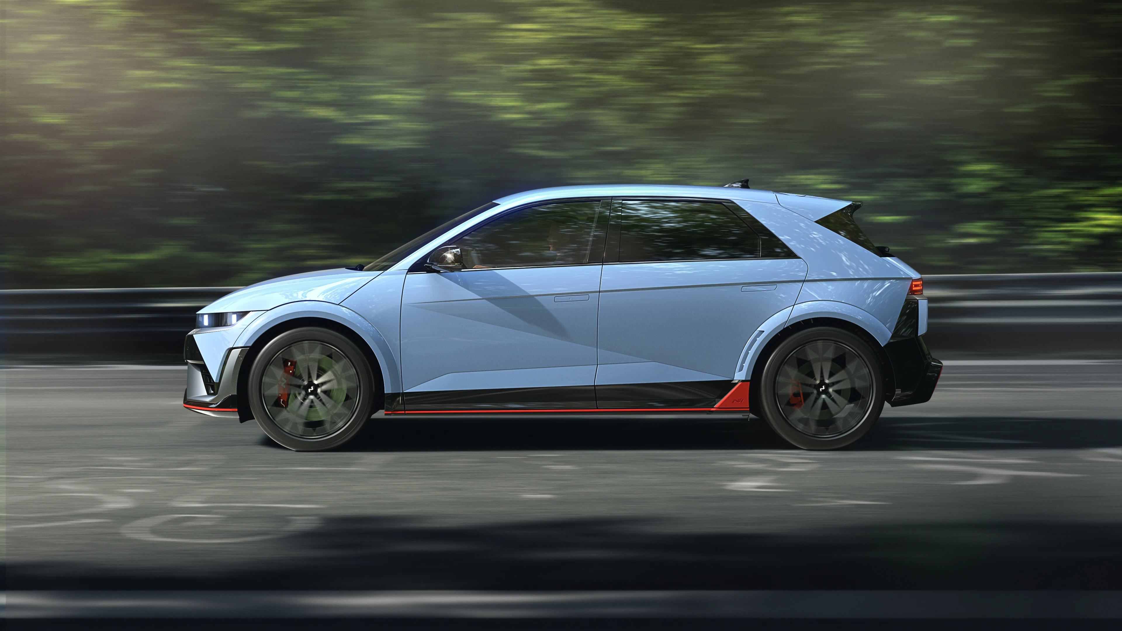Hyundai Ioniq 5 N (NE) Seitenansicht dynamisch
