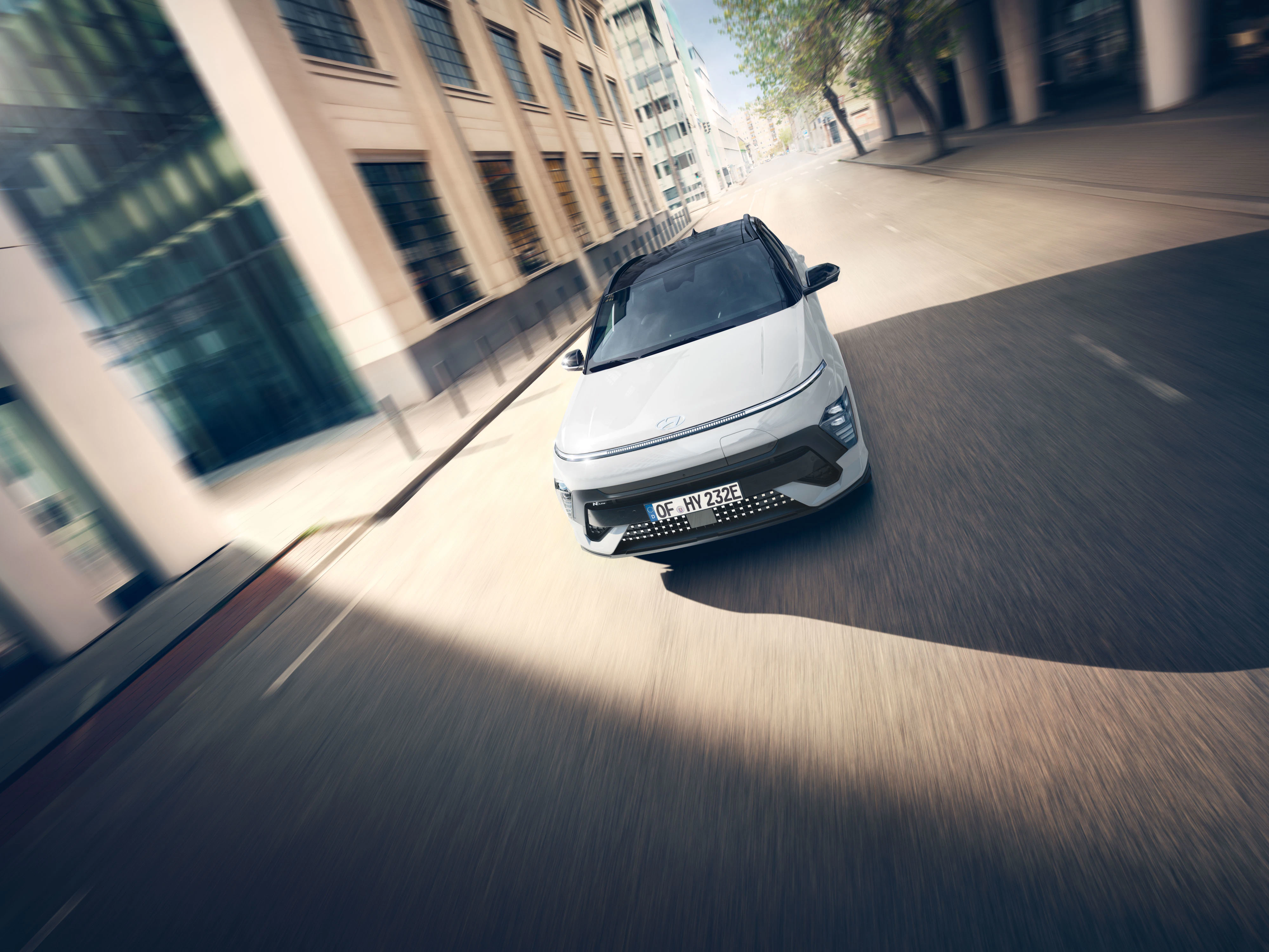Hyundai KONA Elektro N Line (SX2) Schrägansicht Front dynamisch