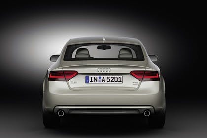 Audi A5 Sportback Facelift Aussenansicht Heck Studio statisch silber