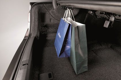 Honda Accord Limousine 8 Innenansicht statisch Studio Detail Kofferraum