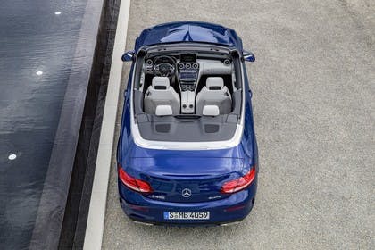 Mercedes-Benz C-Klasse Cabriolet A205 Aussenansicht Heck erhöht statisch blau
