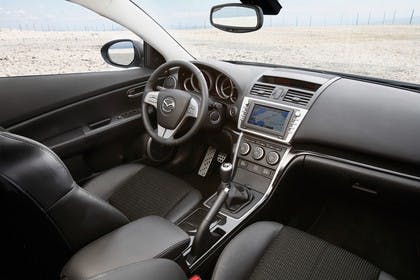 Mazda 6 Limousine GH Studio Innenansicht Beifahrerposition statisch schwarz