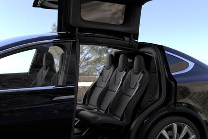 Tesla Model X Innenansicht statisch Rücksitze