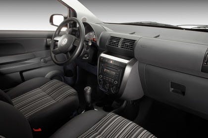 VW Fox 5Z Innenansicht statisch Studio Vordersitze und Armaturenbrett beifahrerseitig