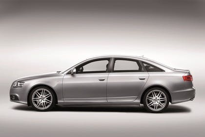 Audi A6 4f Facelift Aussenansicht Seite Studio statisch silber