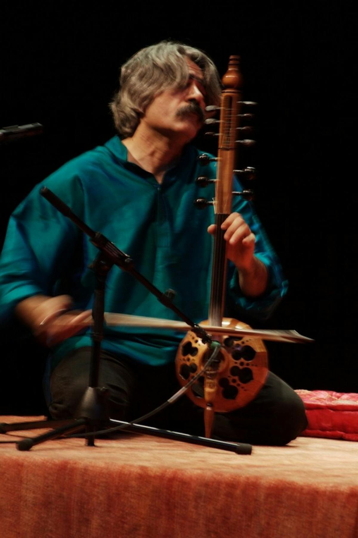 Kayhan Kalhor playing the kamencheh.