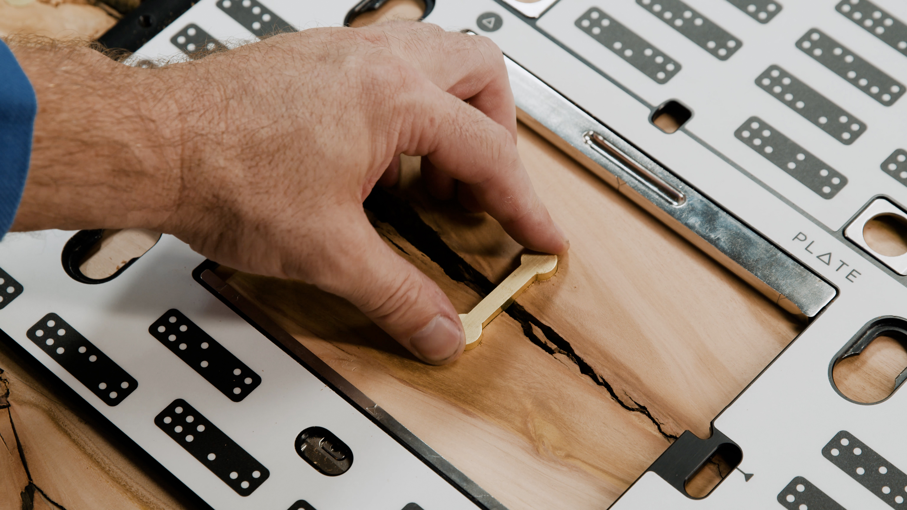 CrackStabilizing Inlays with Origin and Plate Shaper Sessions