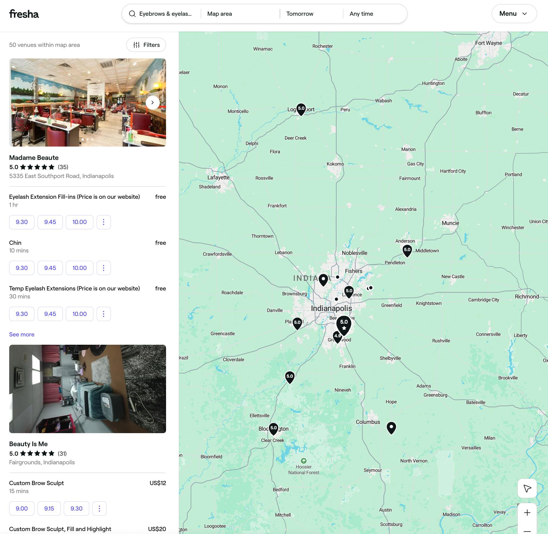 Screenshot of Fresha's listing search with map, showing a map of Indianapolis, US on the left and available appointments for eyebrow and lash treatments on the right.