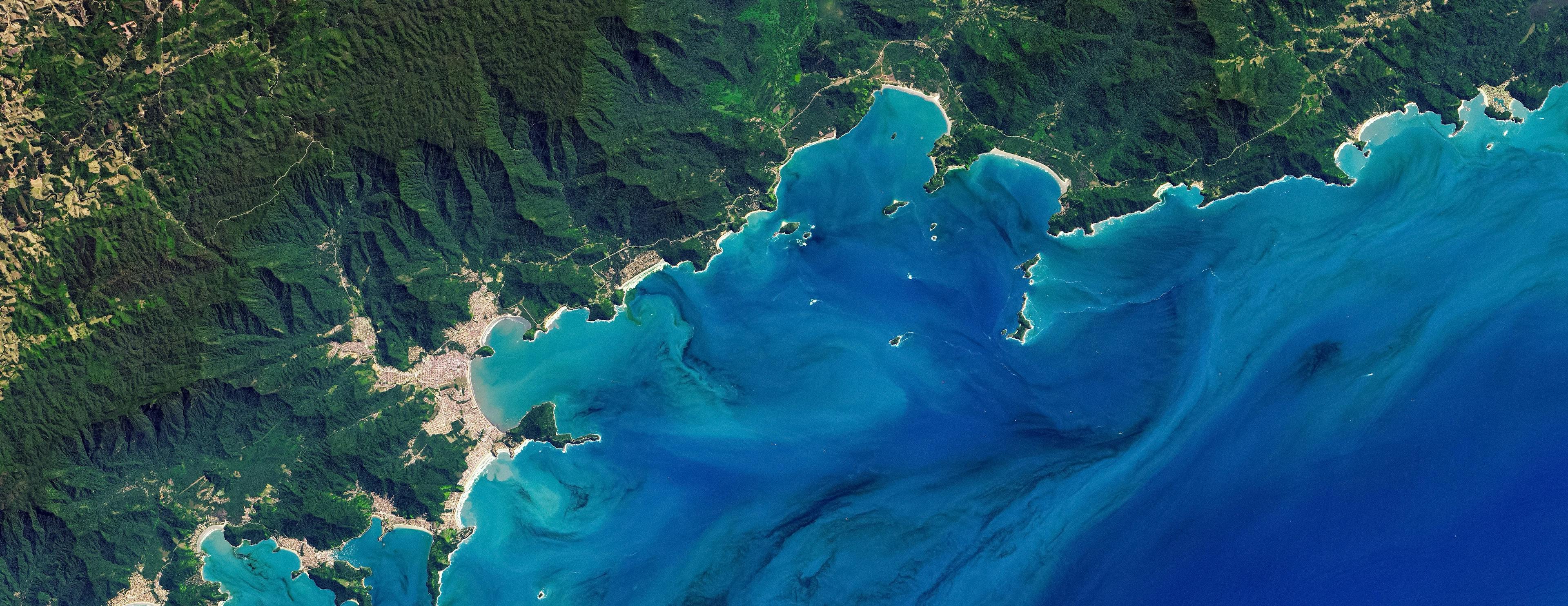 A satellite image of a coastline