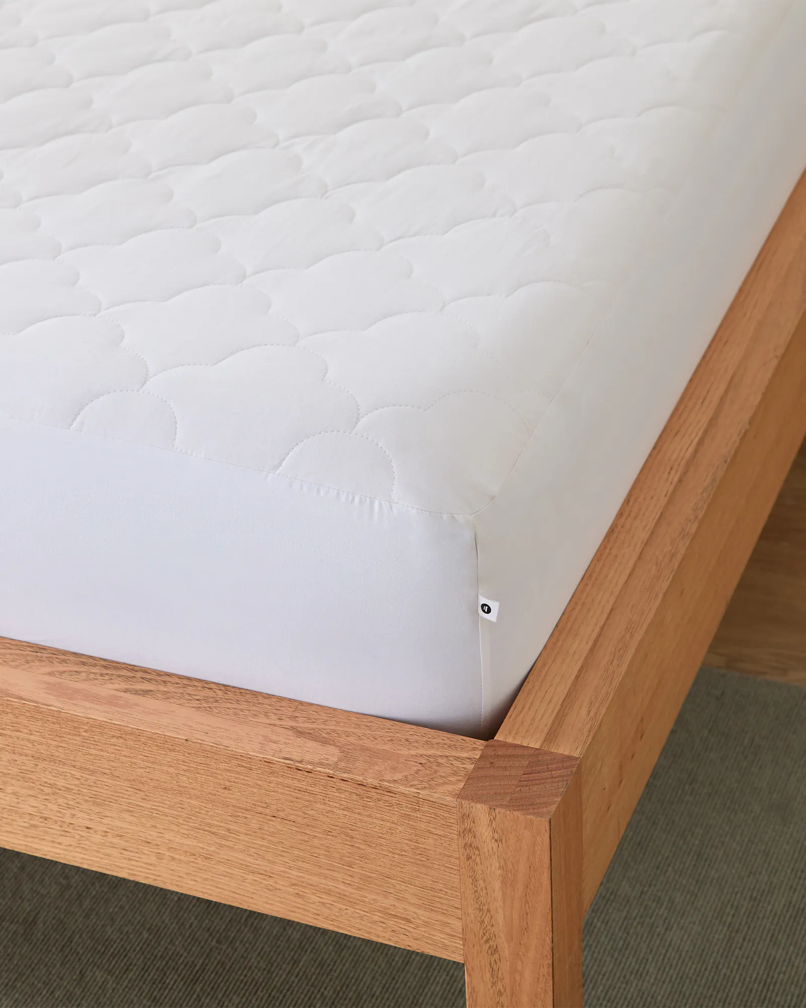 278320e8-0268-4f0f-a5d2-bc70dc746f53_Mattress_Protector_1.jpg?auto=compress,format\u0026rect=0,119,1600,1600\u0026w=1600\u0026h=1600