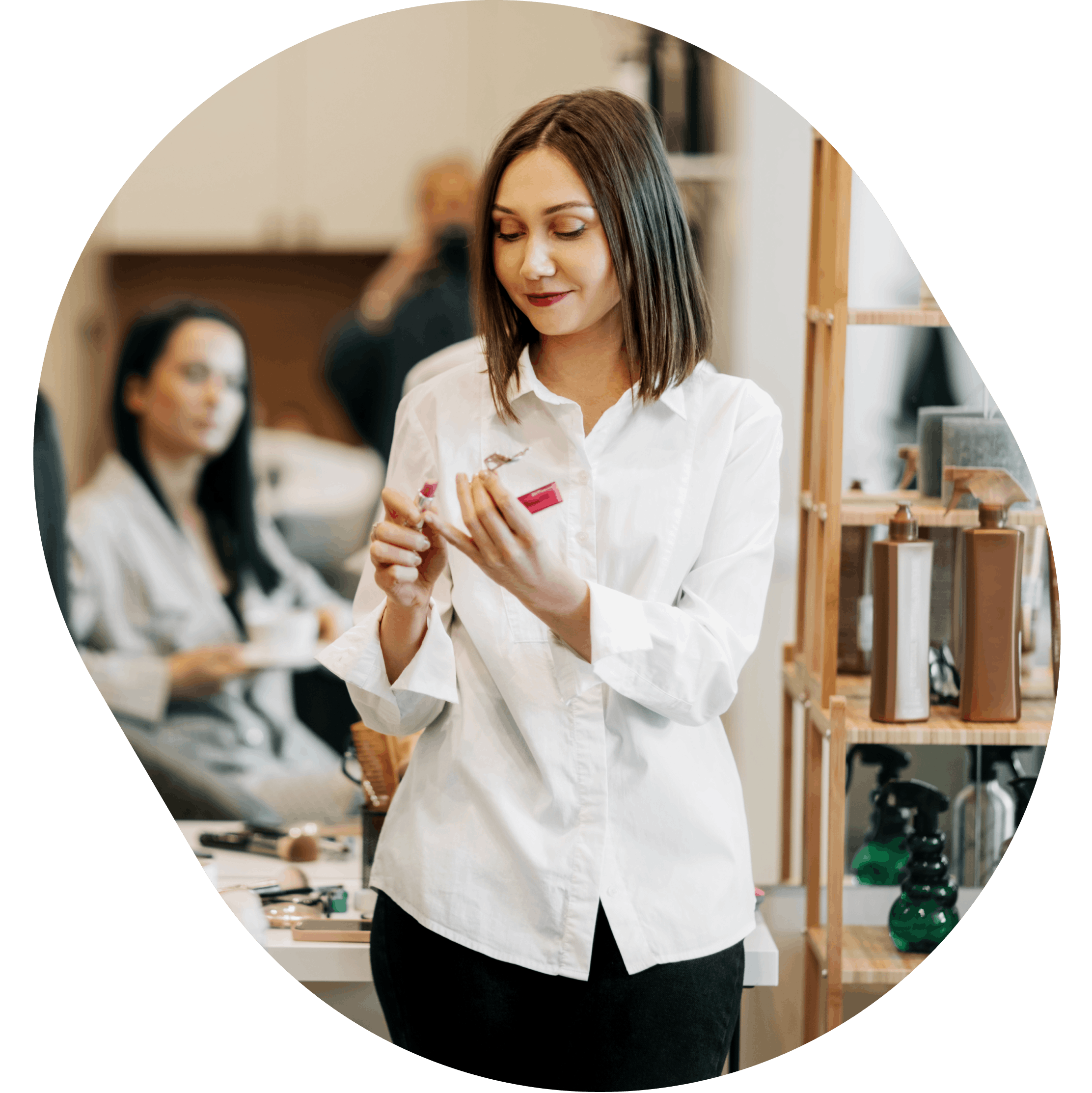 Le compte bancaire des professionnel·les de la beauté et de l'esthétique.
Esthéticiens, esthéticienne, prothésiste ongulaire, maquilleur et maquilleuse, bar à regard...