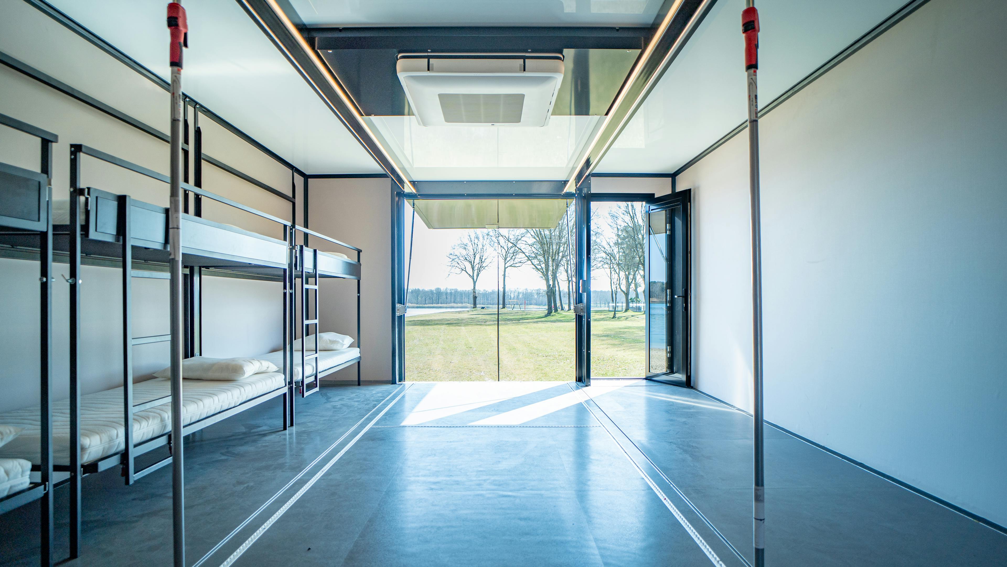 Expandable Trailer inside