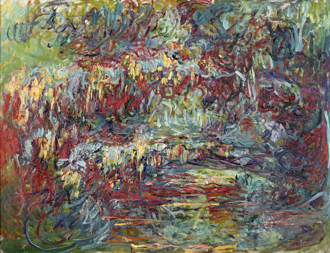 붉은색과 주황색 붓질이 엉킨 사이로 일본식 다리의 둥근 윤곽만 겨우 보이는 Claude Monet 의 그림