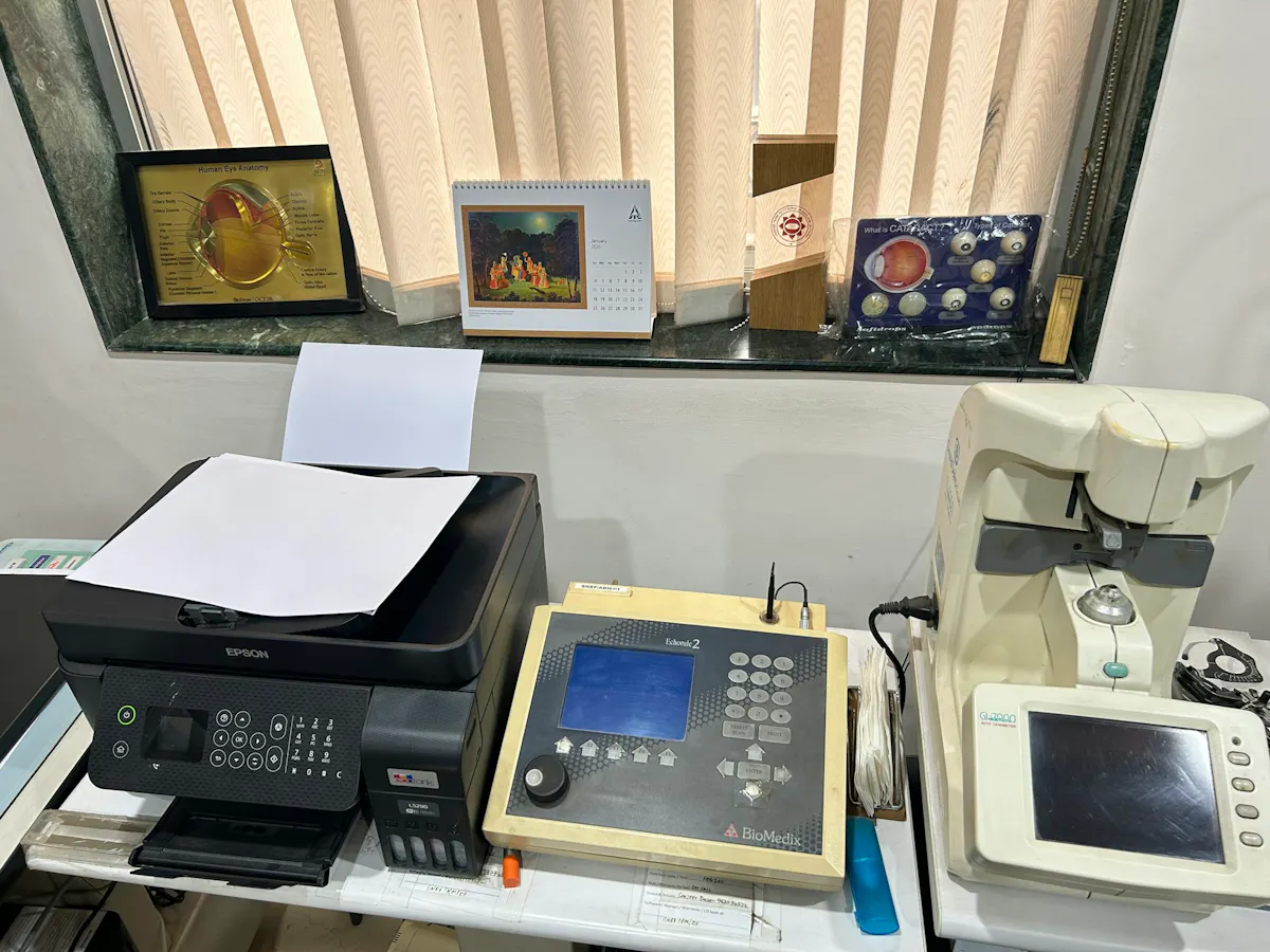 Eye care equipment at Shree Netra Eye Foundation, Kolkata