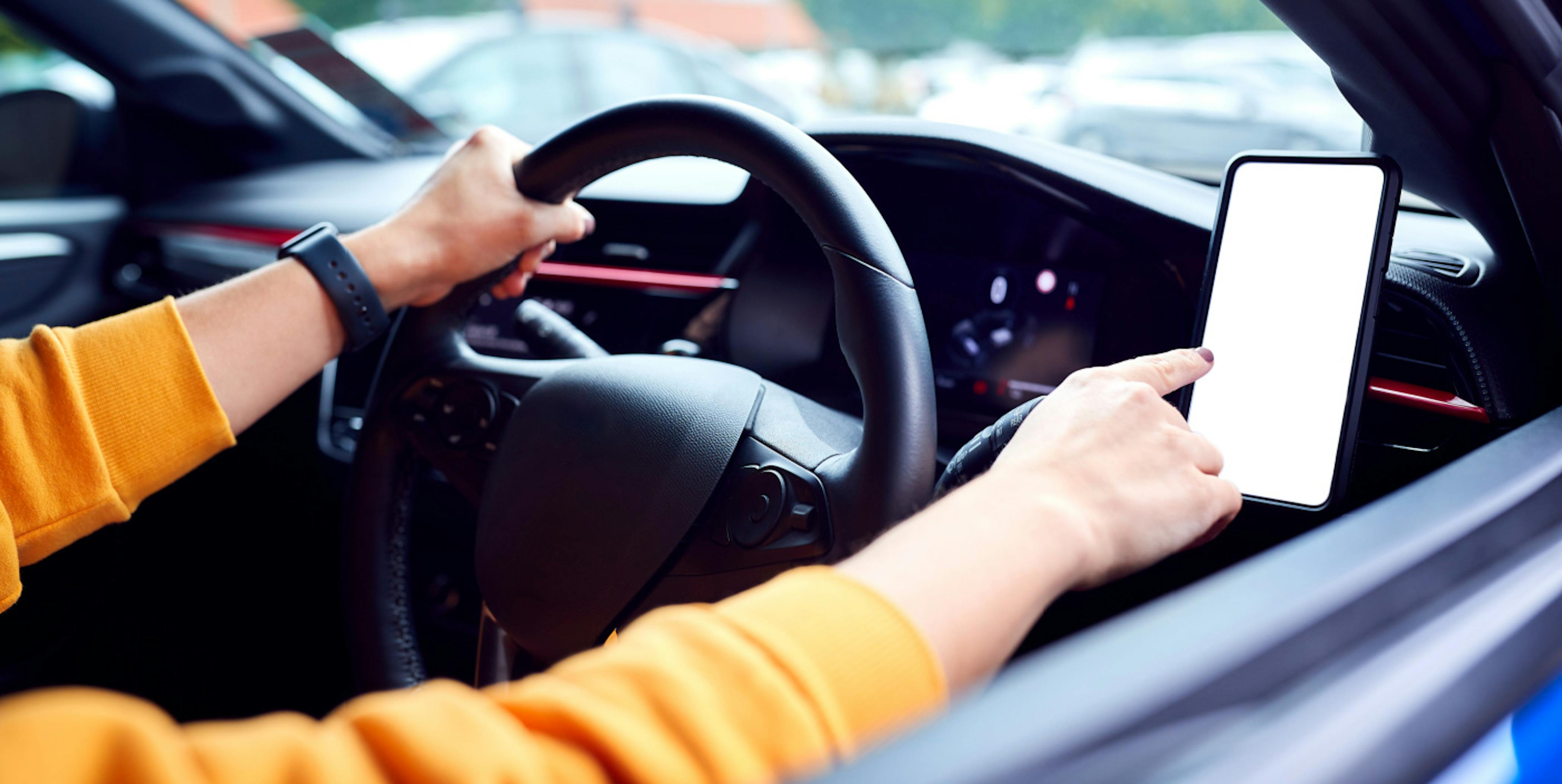 Walz'S Hands Free Driving: Is This The Future Of Transportation? - 3nc6sqg