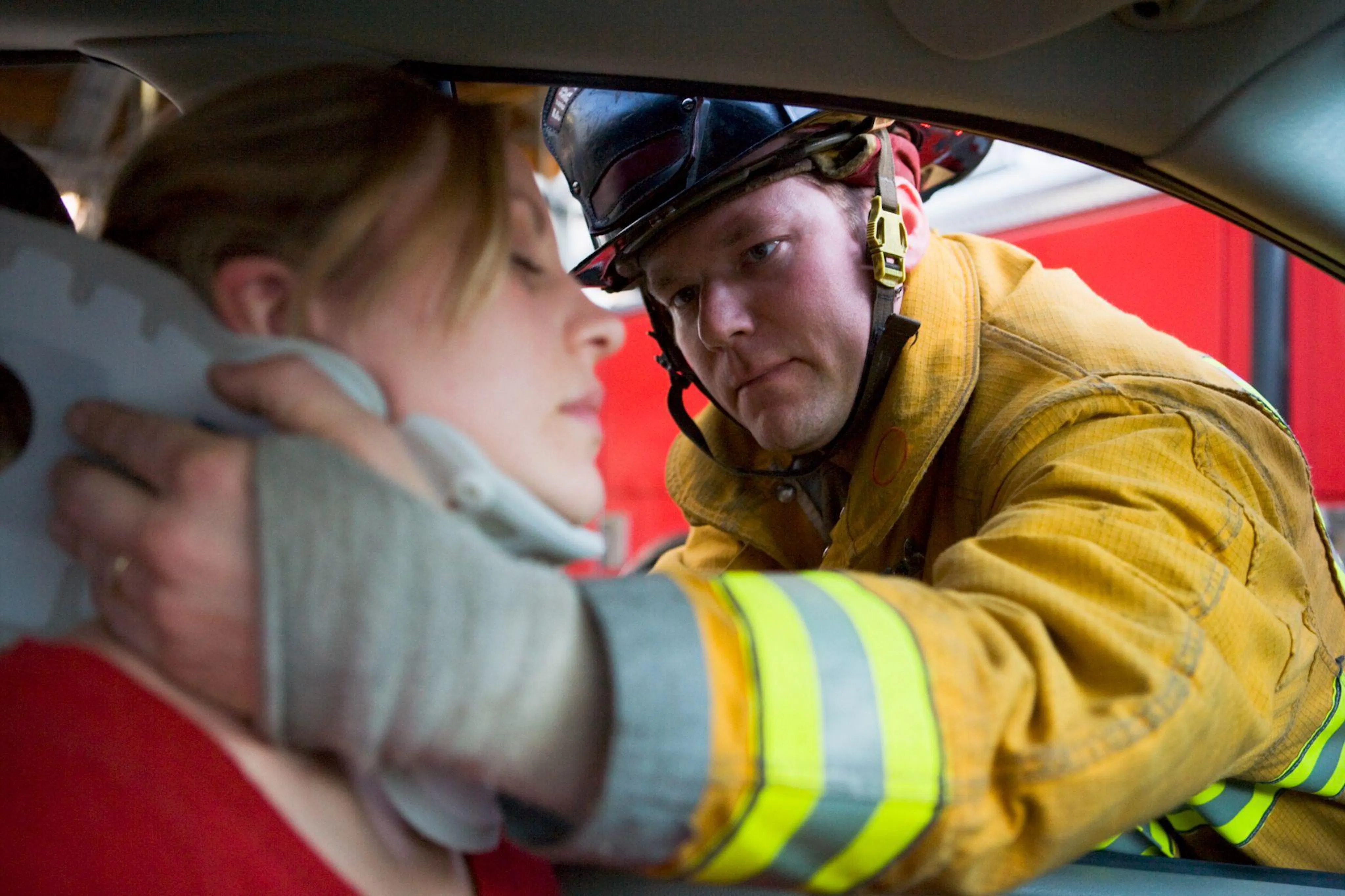 First Aid After a Car Accident: What to Do at the Scene - SiebenCarey