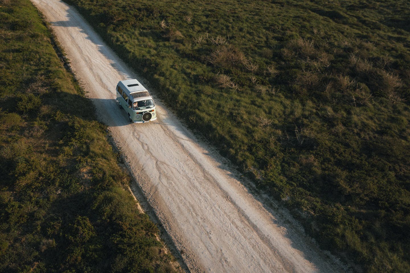 Autocaravana en ruta desde Lisboa al Algarve, pasando por Alentejo, Portugal.