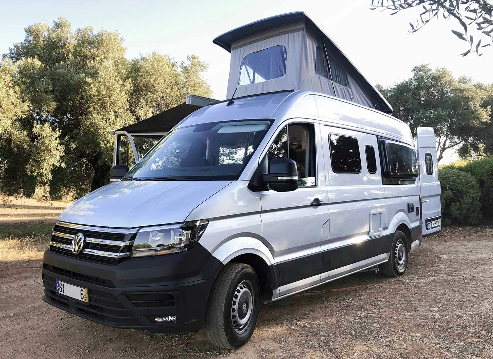 Mieten Sie ein Wohnmobil in Portugal für Roadtrips an der Algarve.
