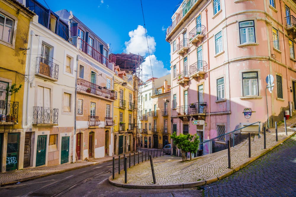 Las calles de Lisboa son únicas, empinadas y llenas de curvas
