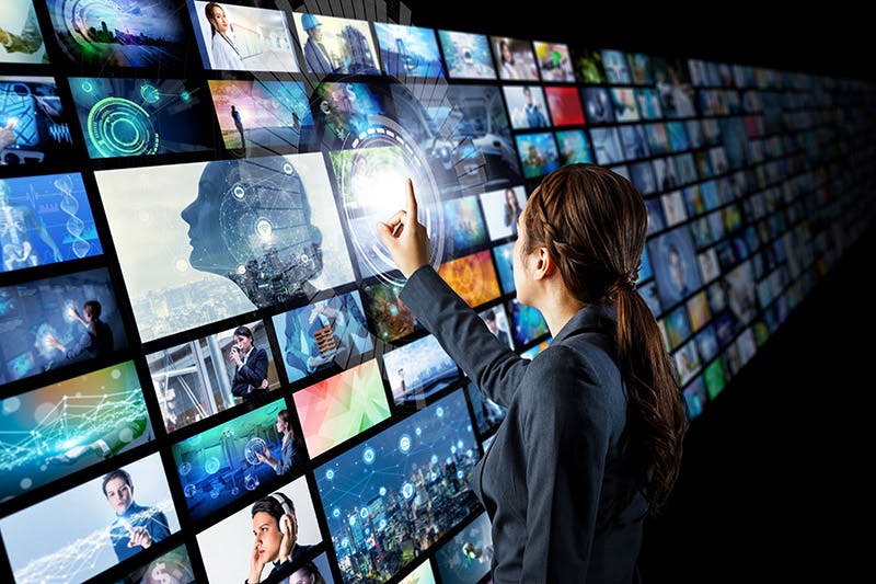 Digital Signage for Entertainment