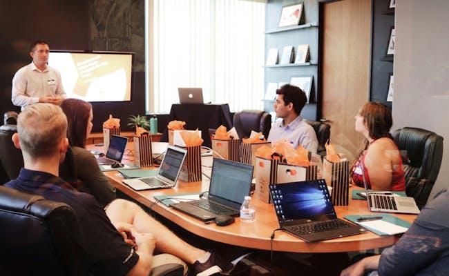 Image of a collaborative meeting
