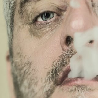 Thumbnail of Smoke Peter witte Retouch