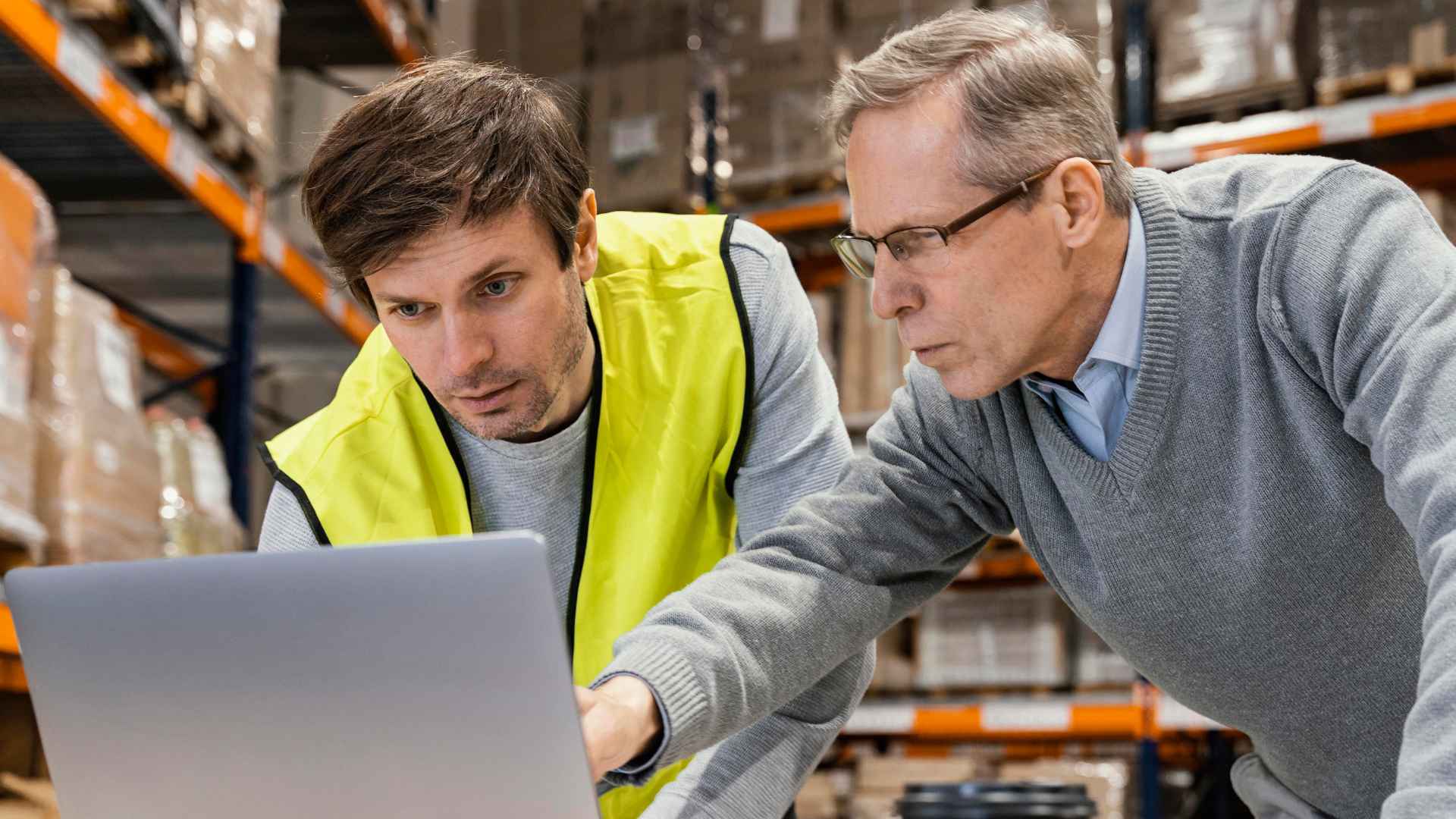 Excelencia operativa: qué es y cómo alcanzarla en logística