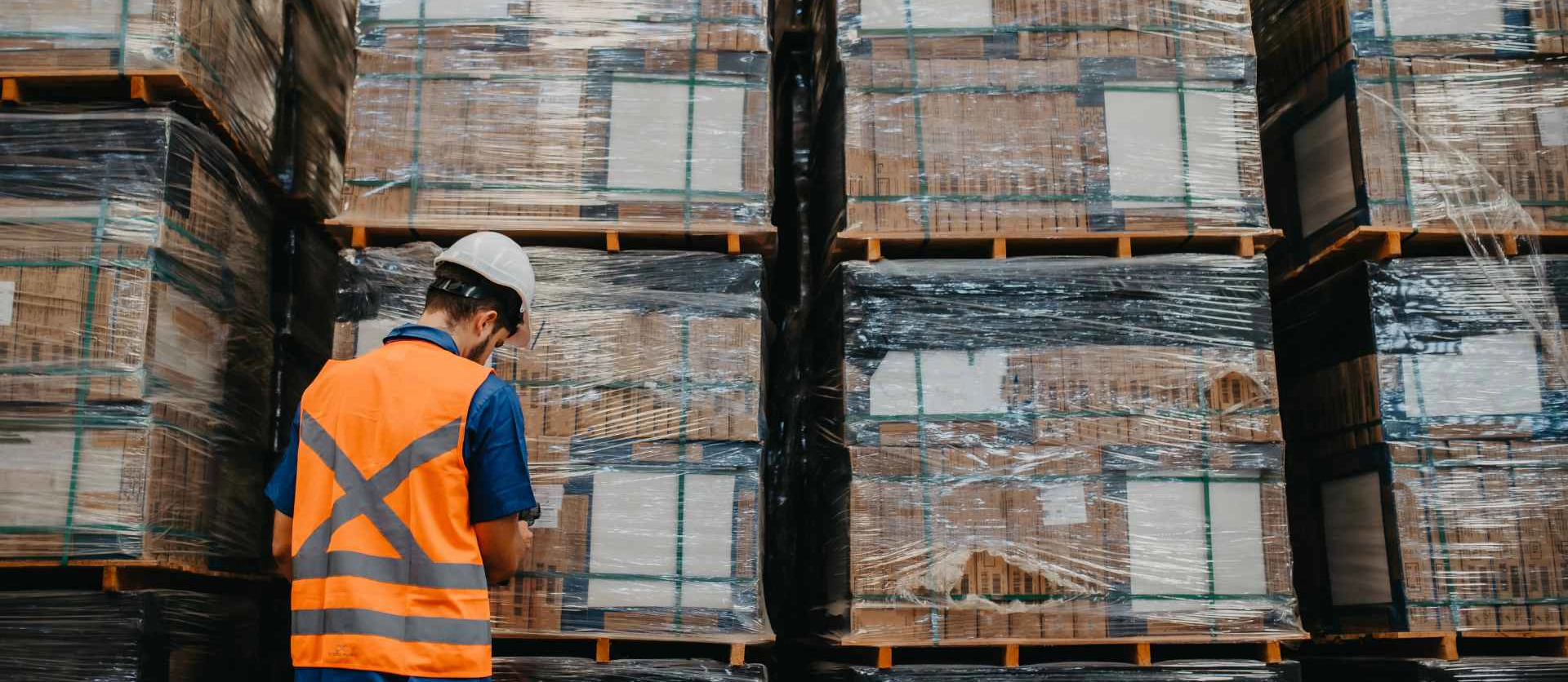 Centro de distribuição O que é, funções e vantagens para sua logística
