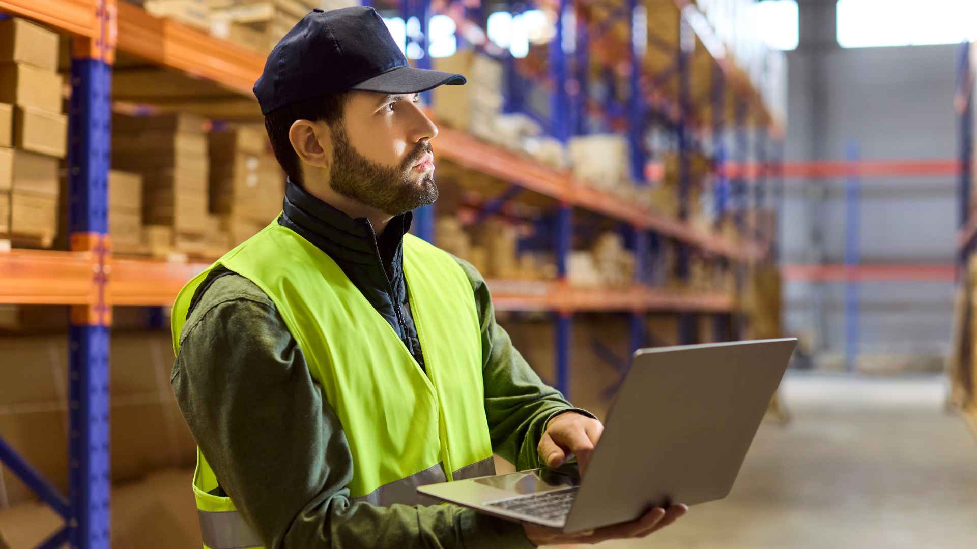Agentes IA vs. software logístico tradicional: Diferencias clave