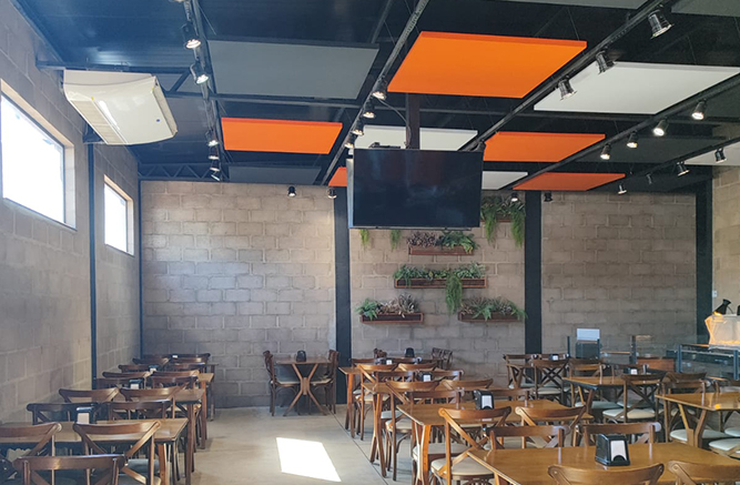 nuvens suspensas quadrada