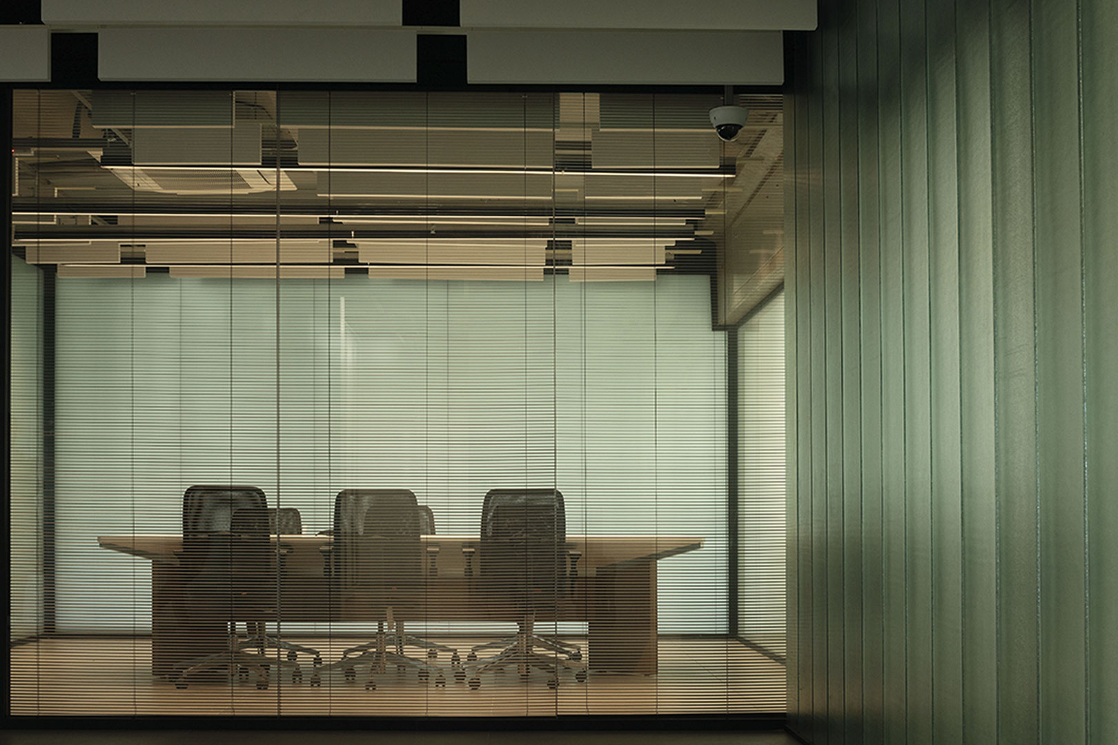 Imagem do projeto Stella Iluminação Baffles e Nuvens Acústicas - 2