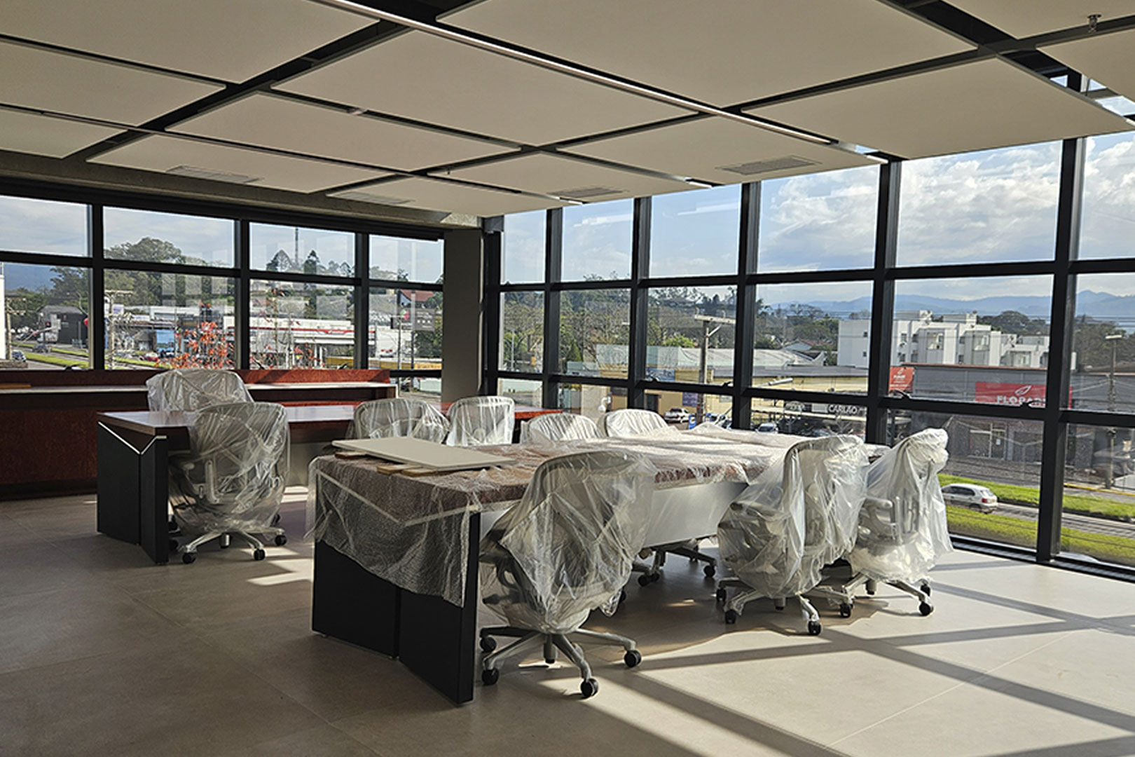 Imagem do projeto Stella Iluminação Baffles e Nuvens Acústicas - 6